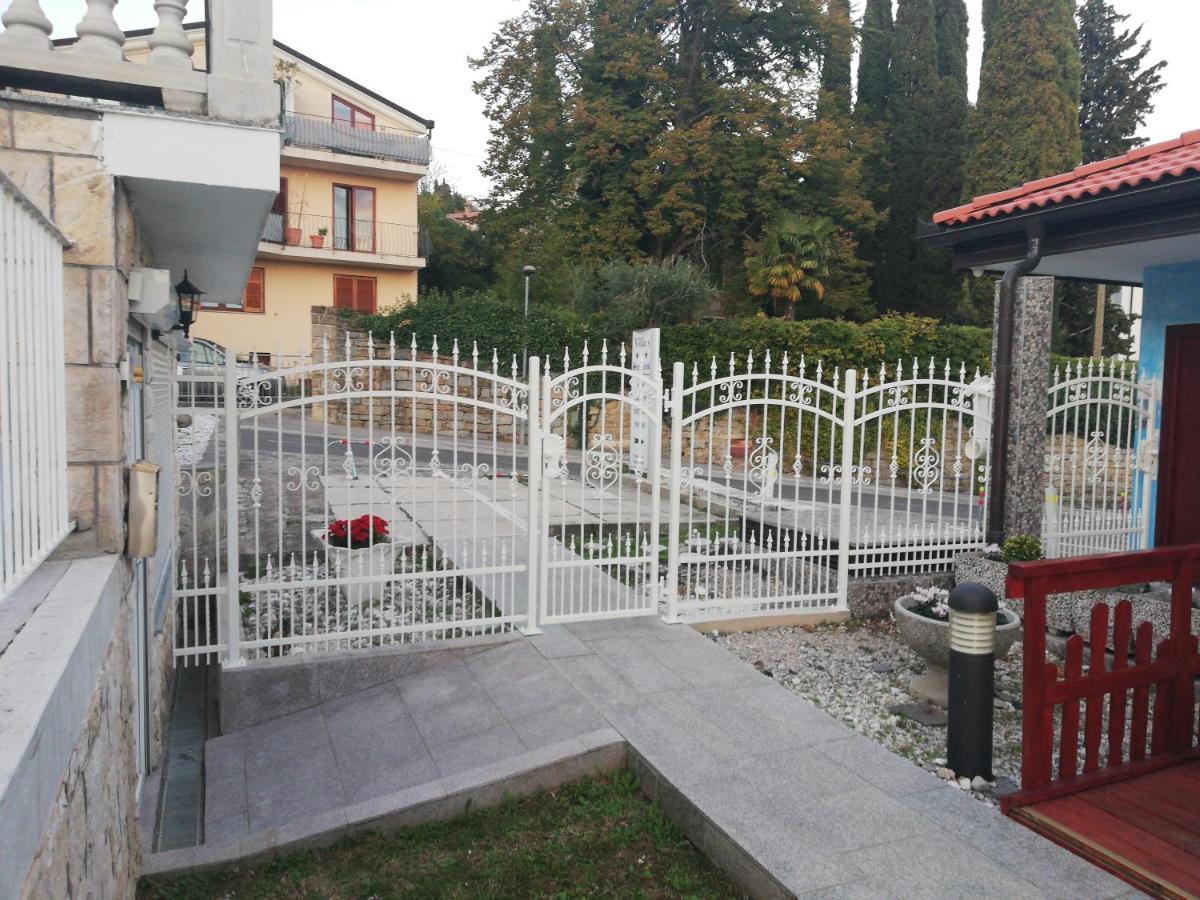 Guest House Vila Luka ポルトローシュ エクステリア 写真