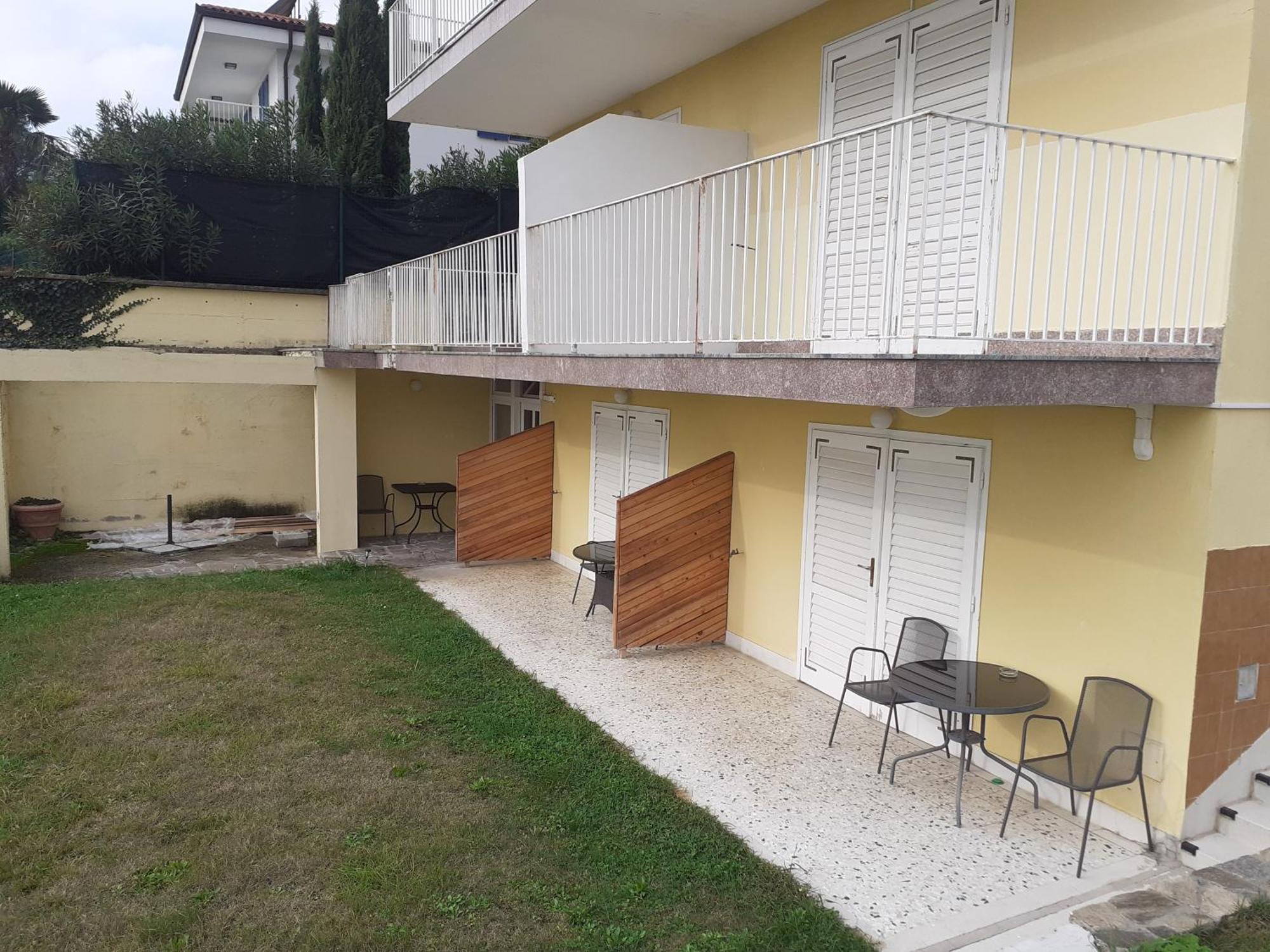 Guest House Vila Luka ポルトローシュ エクステリア 写真