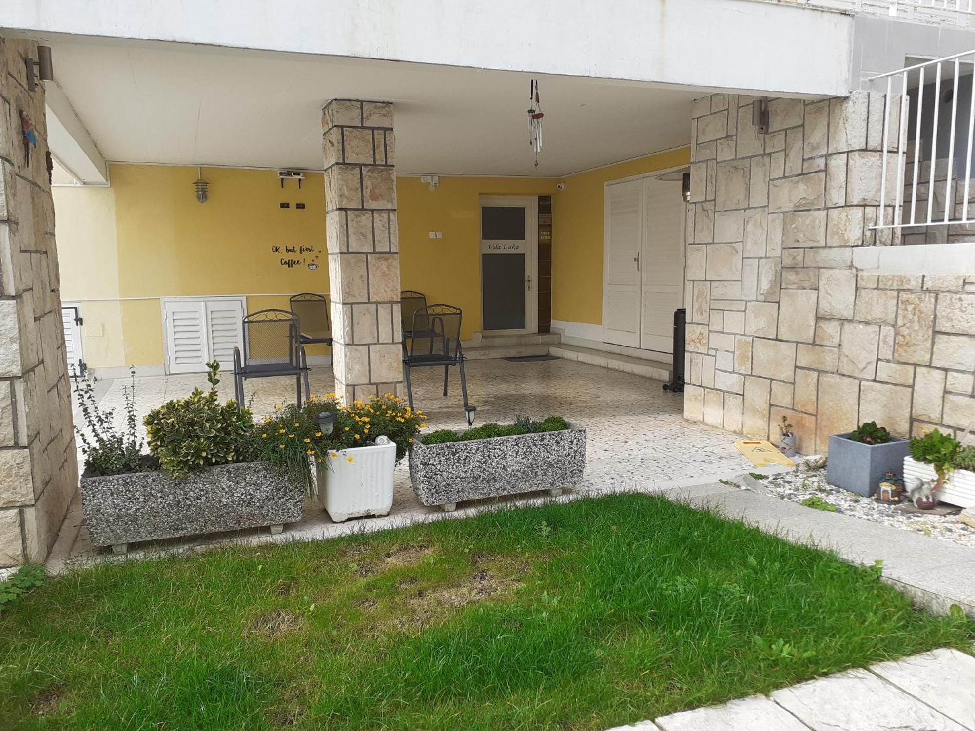 Guest House Vila Luka ポルトローシュ エクステリア 写真